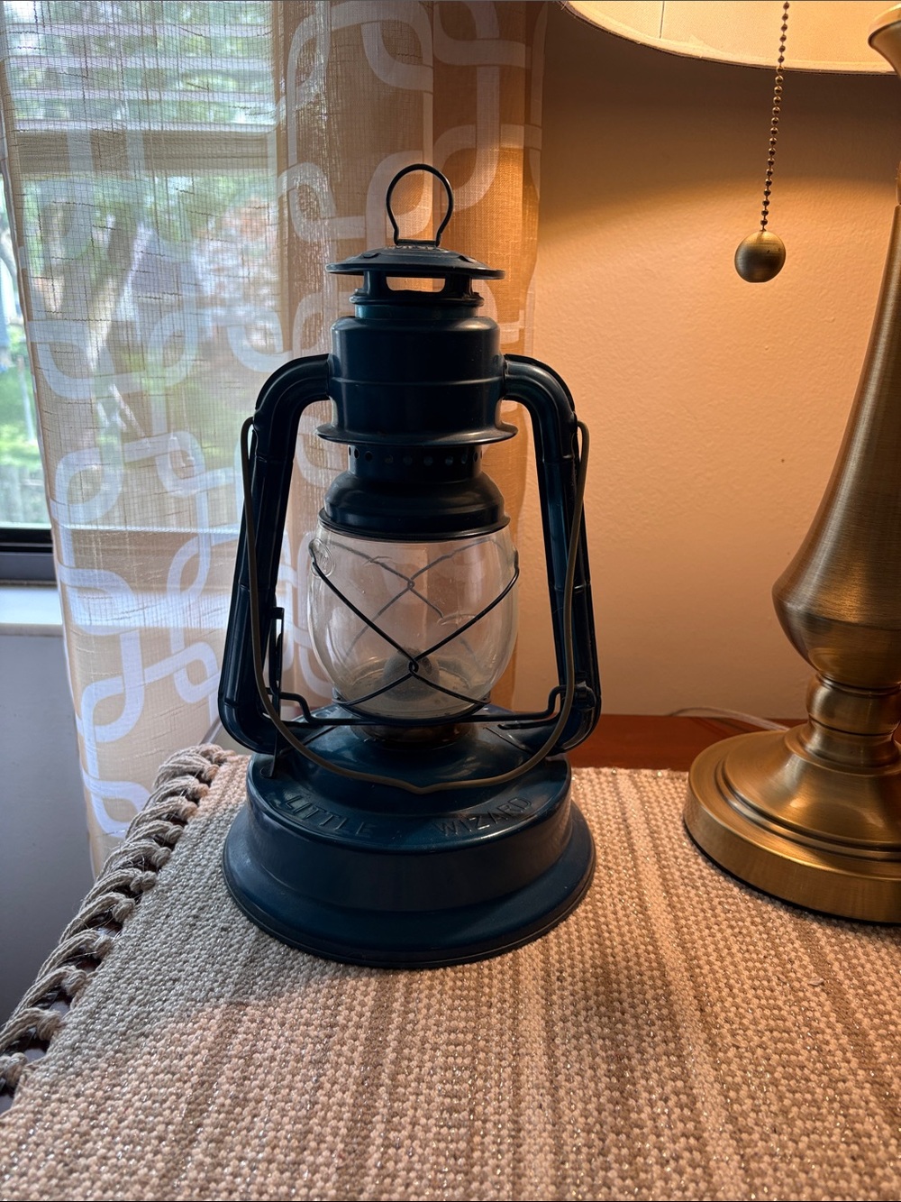 Dietz No. 1 Little Wizard Kerosene Lantern - Picture 5 of 6